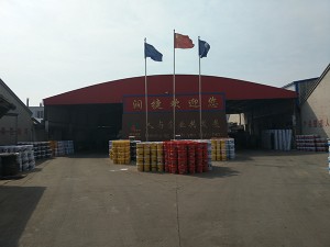 厂房大门